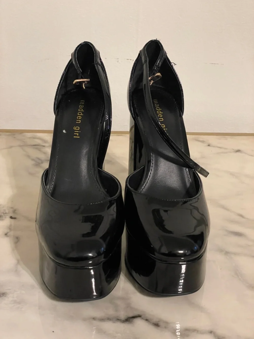 Madden Girl Denveer Dion Black Patent Platform Mary Janes Womens 8.5 Academia - Picture 3 of 9